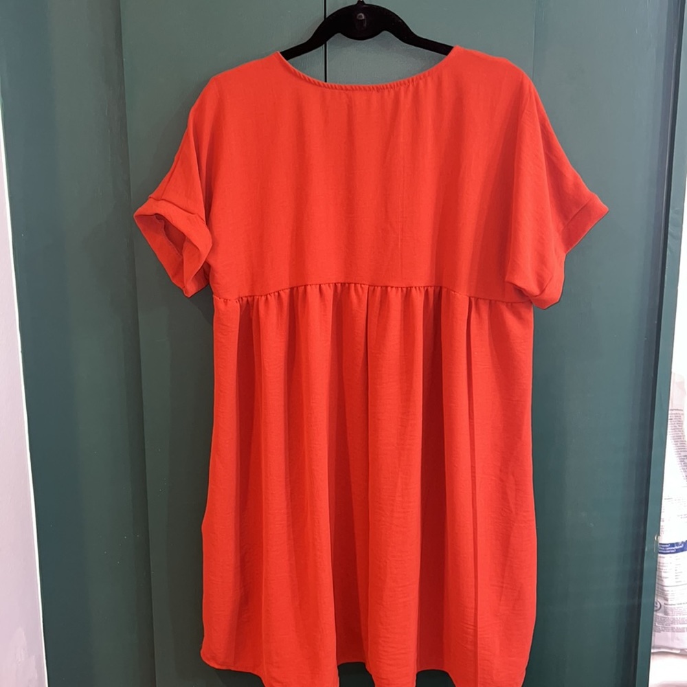 Pink Lily Size M.